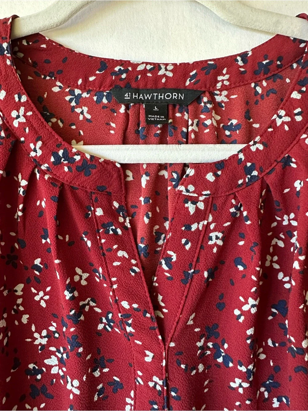 41 Hawthorn Burgundy Floral Split-Neck Cap-Sleeve Blouse Size L - Picture 2 of 7